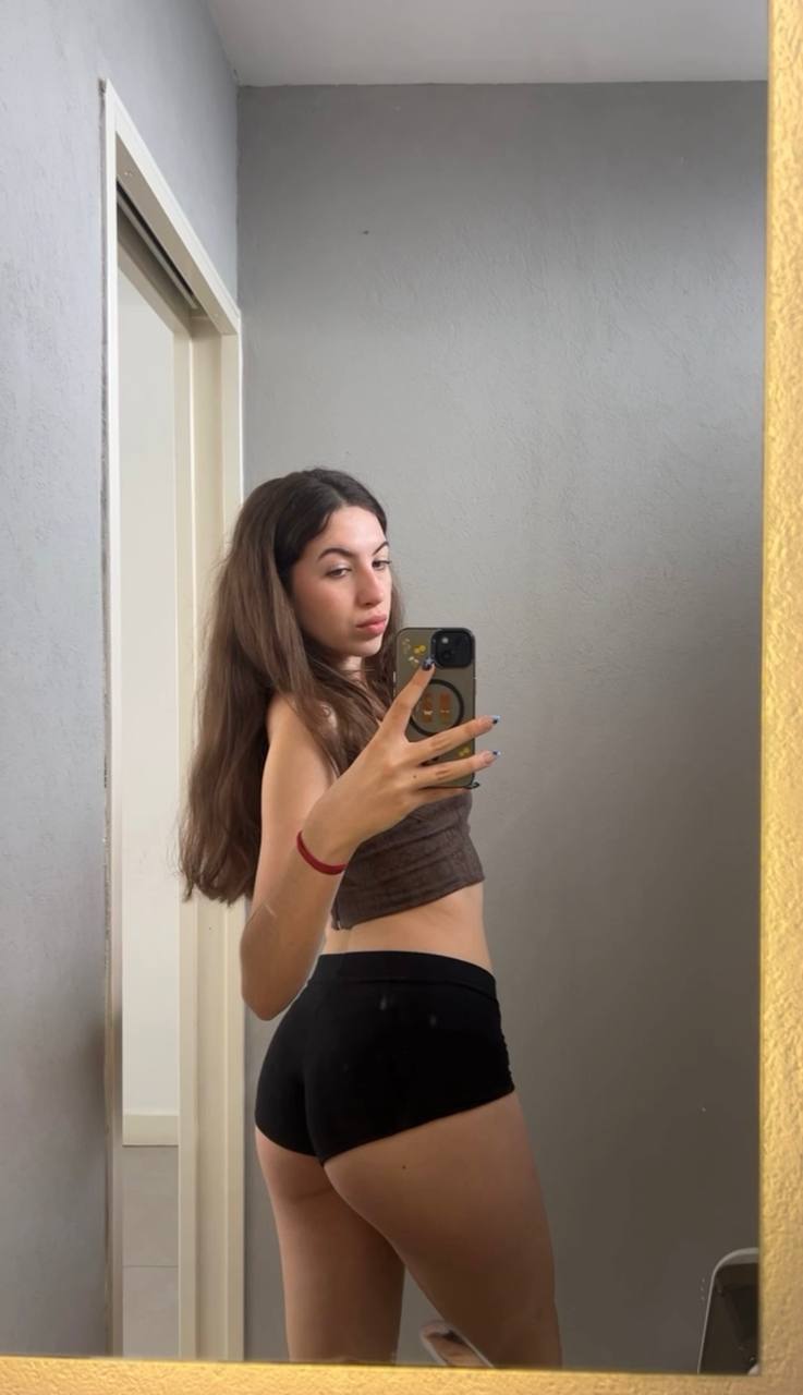 Amber in her underwear in Multan