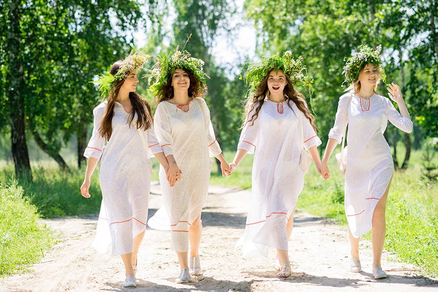 Slavic girls in Multan