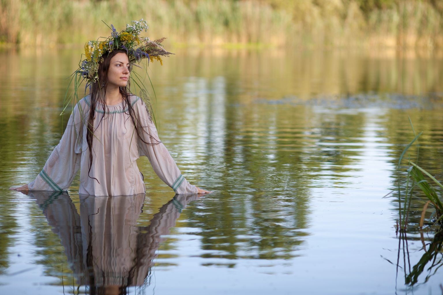 Slavic girls in Multan