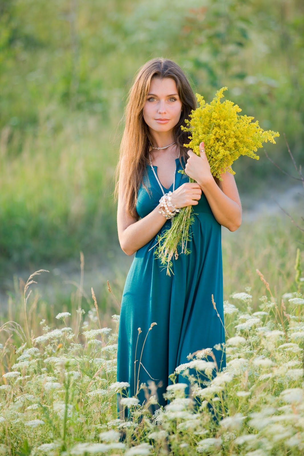Slavic women in Multan