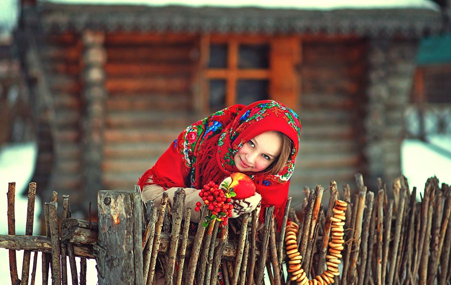 Sexy girl Women in Slavic costumes in Multan